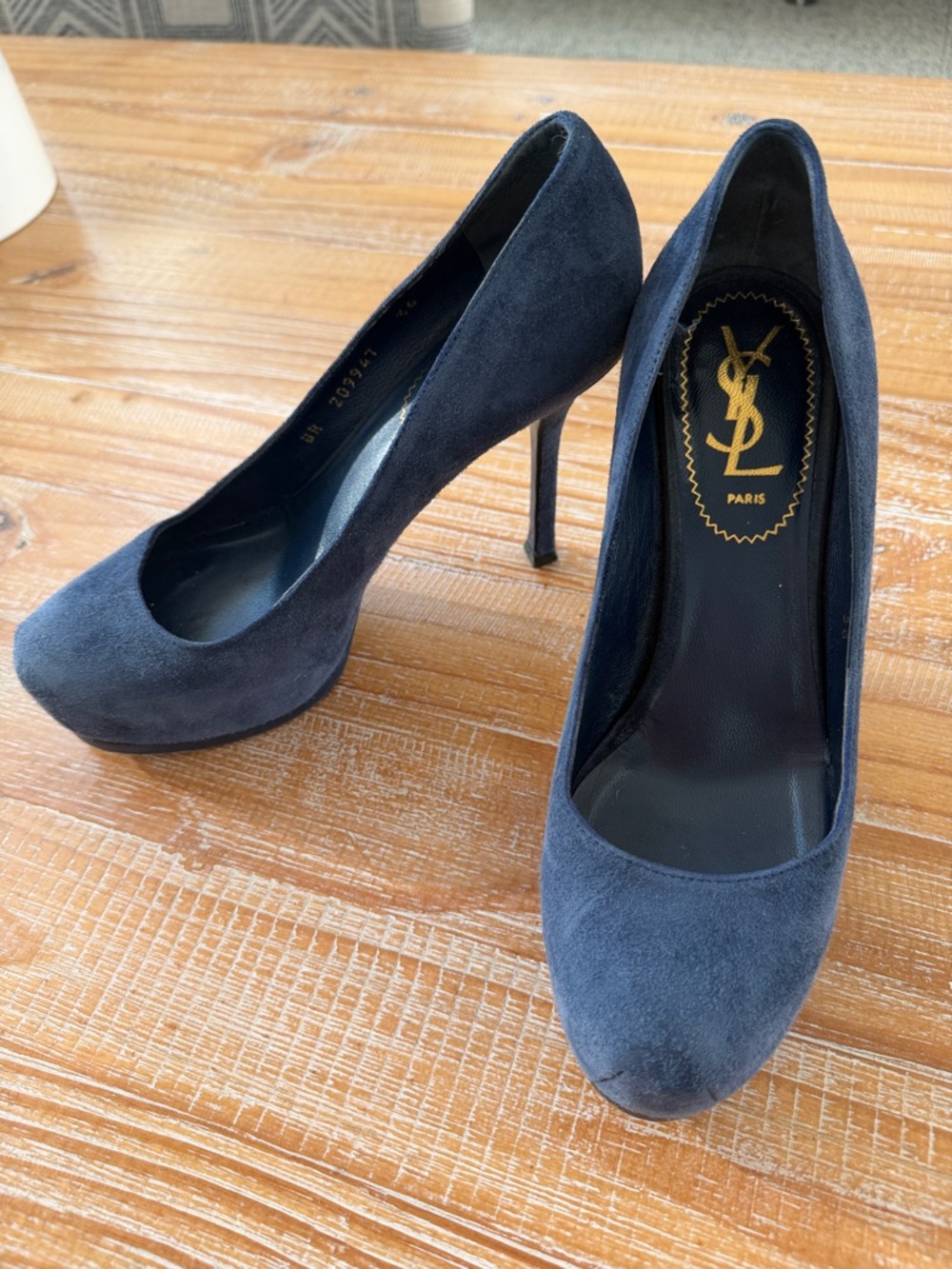 YSL Yves Saint Laurent Navy Suede Platform Pumps | Size 36